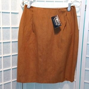 NEW WITH TAGS! Ports Trademark Designs skirt in colour nutmeg 5830